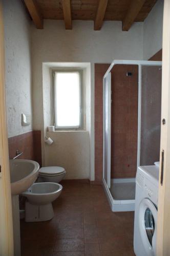 Bathroom, Corte Breda, Agriturismo Bed&Breakfast in Chiari