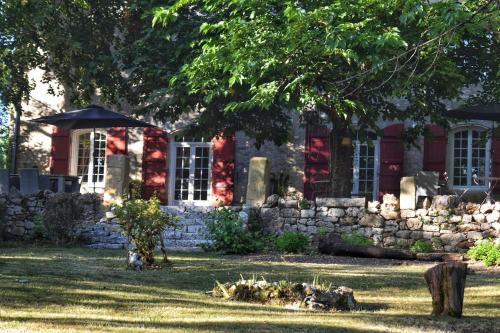 Elegance Perigourdine in Sainte-Sabine-Born