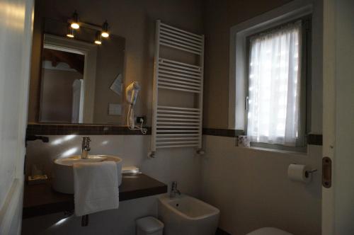Bathroom, Corte Breda, Agriturismo Bed&Breakfast in Chiari