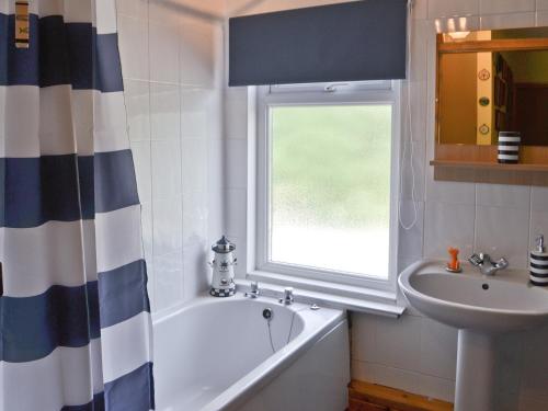 Bilik Mandi, Isabella Cottage in Newburn