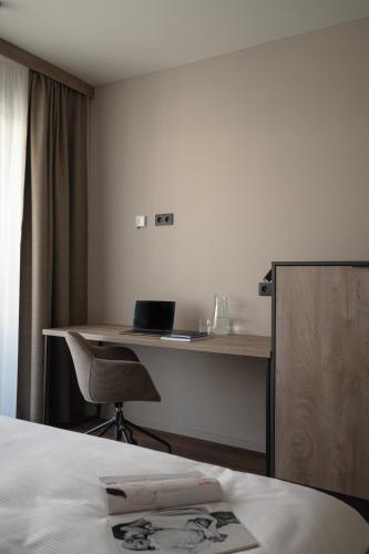 Avenue Apartments - image 13