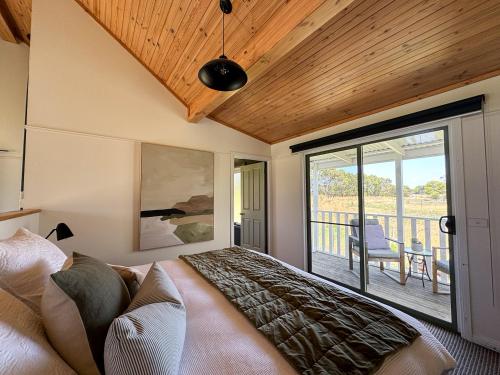 Clonmara Cottages in Port Fairy