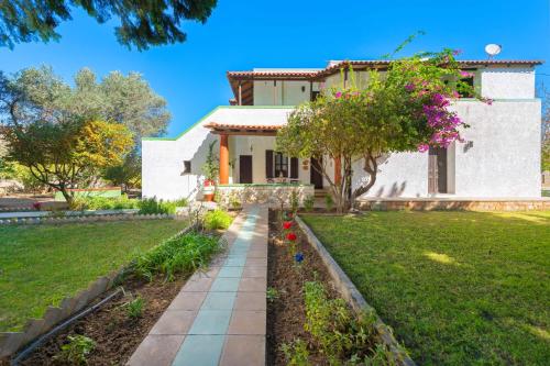  Amazing Traditional Villa in Kolymbia