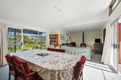 Viesnīcas āriene, Maison Pierre Rouge - Duvauchelle Holiday Home in Duvauchelle