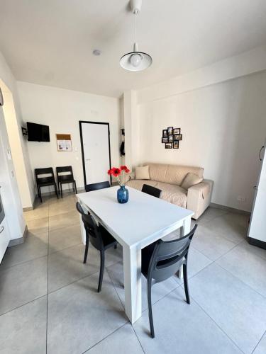 Zu Pino Apartments Cefalù - image 2