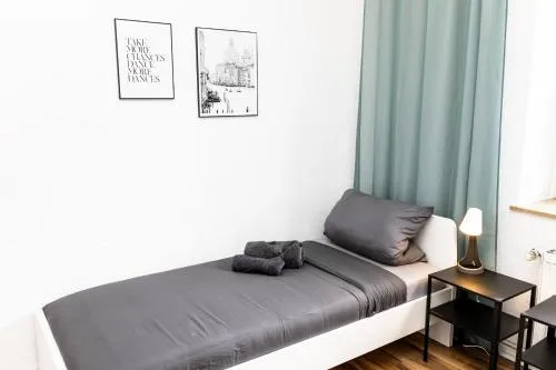 Schwerte-Mitte 01-1 I Monteurwohnung Duo I WLAN, Bettwäsche & Handtücher, Waschmaschine I CosyHomes24 in Schwerte, Deutschland