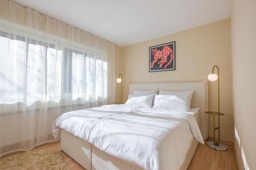 Valemi NEW Premium & Huge, 2Bathroom, SuperCentral, FreeParking, up to 8-16 Guests