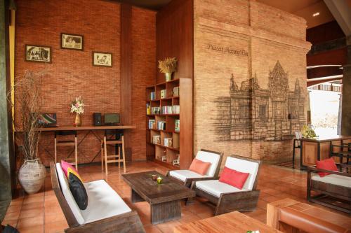 Recreational facilities, Hotel de l'amour in Prakhon Chai