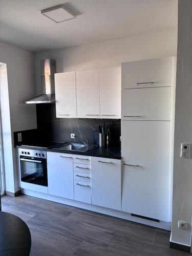 Hügelland Apartment (Hugelland Apartment) in Sankt Mareina pie Grācas