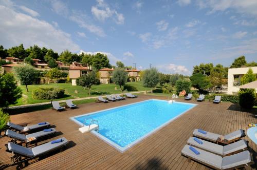 Polyastron Villas & Suites - image 10