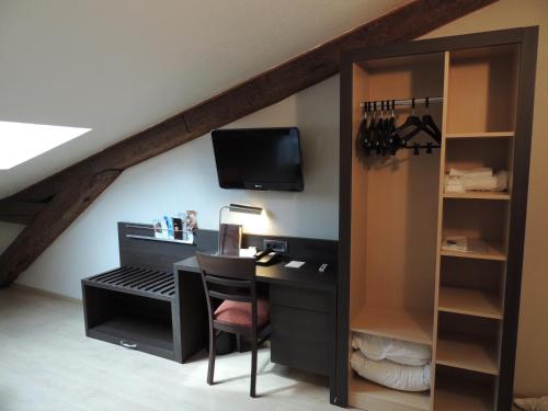 Escale Oceania Marseille Vieux Port - image 6