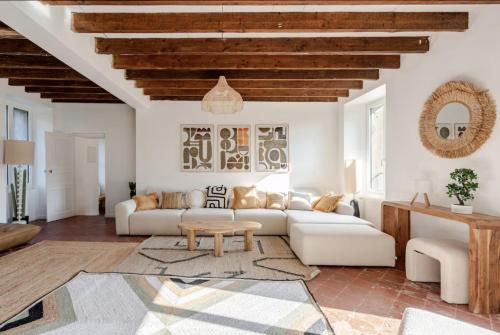 Istaba viesiem, Grande bâtisse fraîchement rénovée (Grande batisse fraichement renovee) in Veuilly-la-Poterie