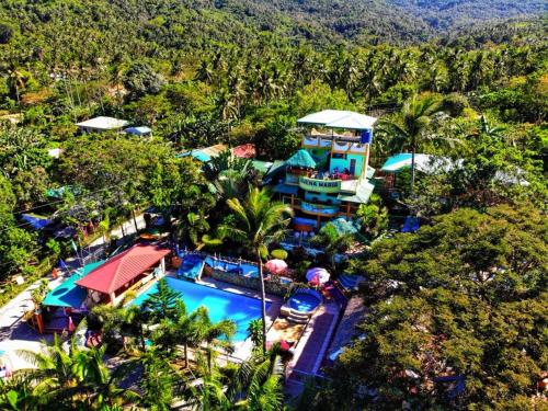 BuenaMaria Mountain Resort in 발라테로