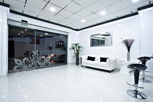  Hostal Carrizo in Elda