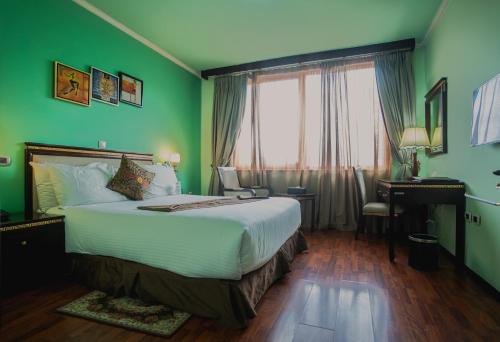 Wassamar Hotel - Tap to explore photos