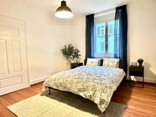 Elegant Seefeld Apt - Walk to Lake and Center in Zürich, Schweiz
