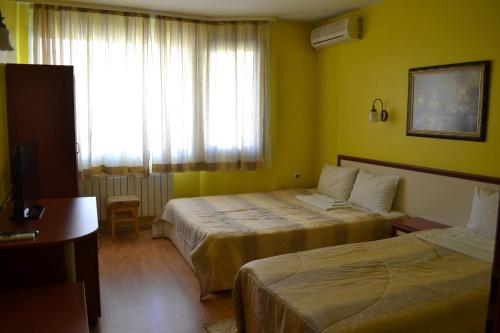 Hotel Perla - image 12