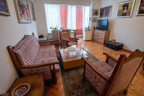 Tvrtko Royal Apartment - SCC View