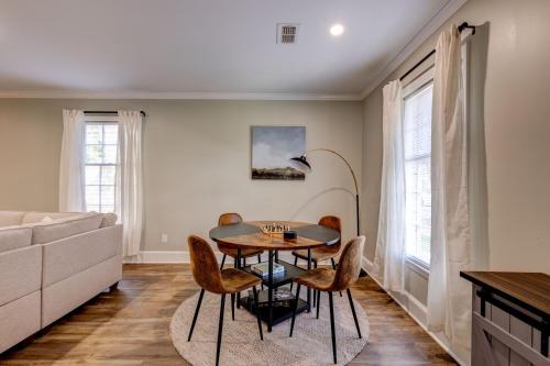 外部景觀, Spacious Updated Ranch W Fireplace And Firepit in 托馬斯維爾