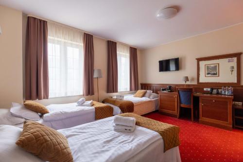 Hotel Diamond w Bialym Dworku in Румя