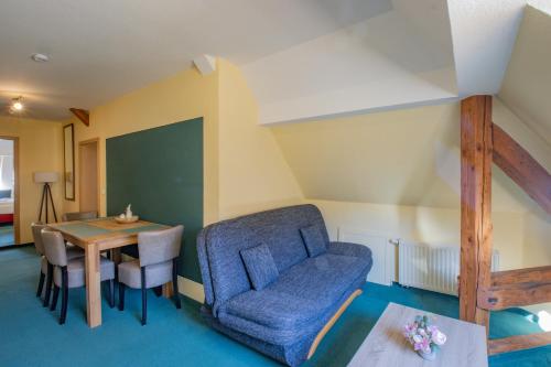 1 double bed, 1 sofa bed