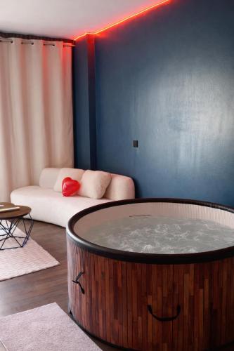 L'Envers SPA - Suite Romantique Metz Centre in 古城