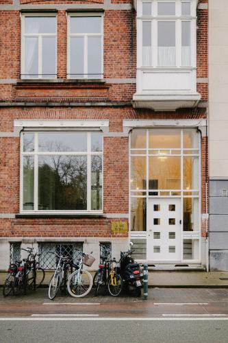 La Villa Rosa - Brujas