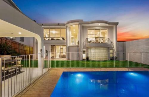 HarbourView Retreat Vaucluse w Pool and BBQ in Watsons Bay