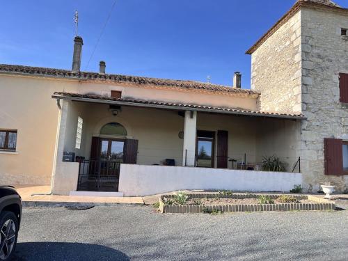 Monflanquin gîte 4 personnes gîte à louer Calviac