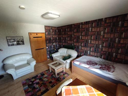 Gästezimmer Tobias für Radtouristen, Geschäftsreisende und Monteure im ersten Obergeschoss (Gastezimmer Tobias fur Radtouristen, Geschaftsreisende und Monteure im ersten Obergeschoss) in Rhede