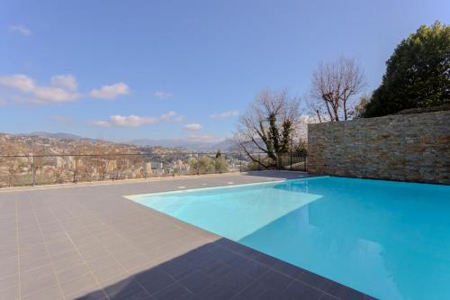Alrededores, Green Hill Appartement a Nice Terrasse 130m2, Vue panoramique, Piscine, Parking Prive, Climatisation in Saint-Sylvestre