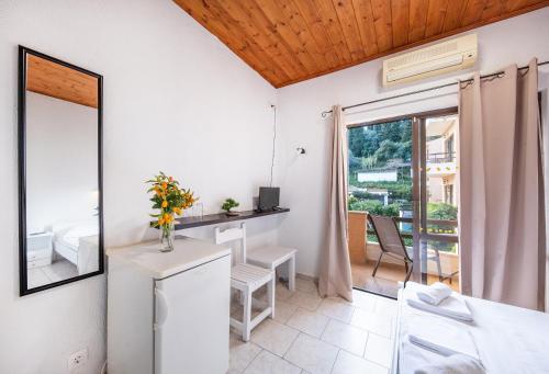 Double room, economy