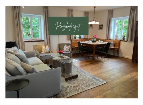 Wohnen am Penzkofergut in Feichten, Österreich