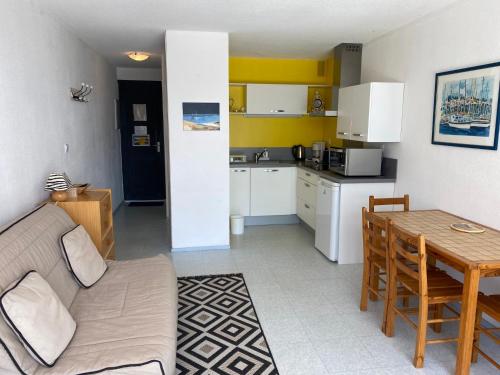 Studio 2 couchages – Entre port et plage – Résidence Presqu’île 2 à Gruissan