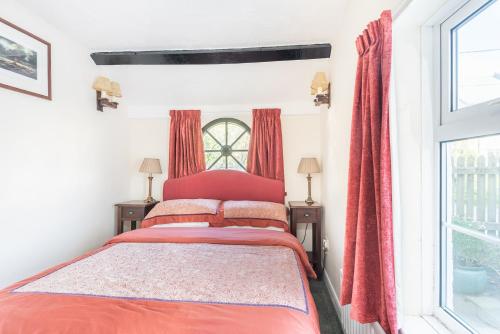 Facilities, Clovelly Cottage in Crantock