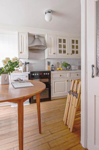 設施, Eventide Kingsand sea views from every window in 卡桑德