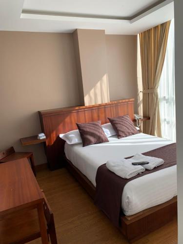 1 double bed