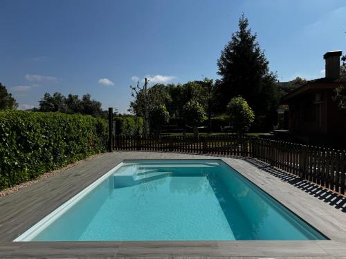Úszómedence, Era de Cal Baro - Casa rural con gran piscina y jardin in Ponts