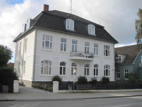 Exterior view, Patriciavilla tæt pa centrum in Haderslev City Center