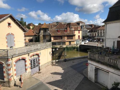 景觀, Appartement de caractère au cœur du centre ville avec très belle terrasse (Appartement de caractere au cœur du centre ville avec tres belle terrasse) in 薩利耶德貝阿爾恩鎮中心