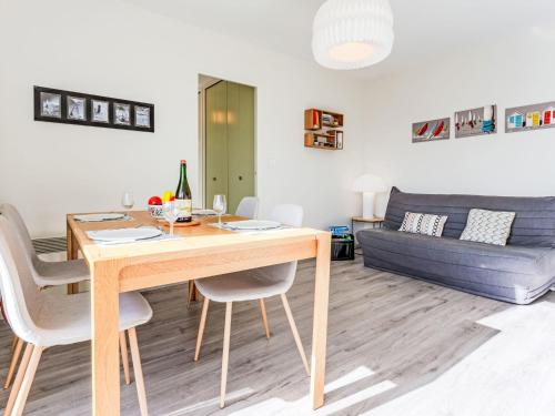Apartment Le Surcouf-4 by Interhome - Location saisonnière - Cabourg