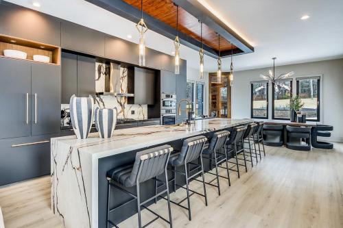Serenity Estates 5BR Modern Retreat in South Fulton