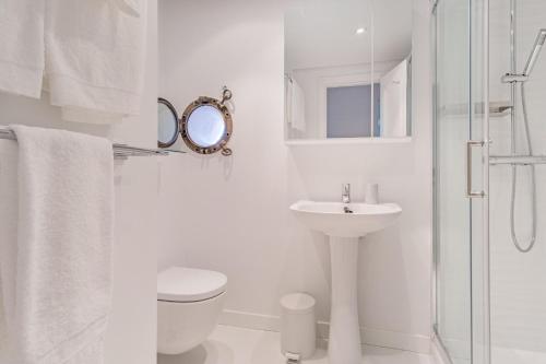 Charming Apartment with Terrace in Salamanca - image 6
