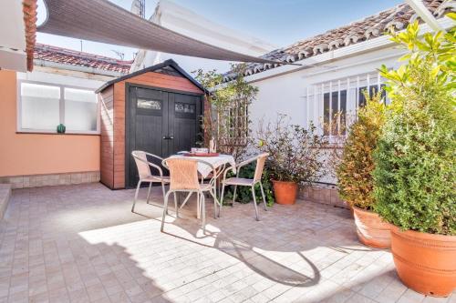 Charming Apartment with Terrace in Salamanca - image 8