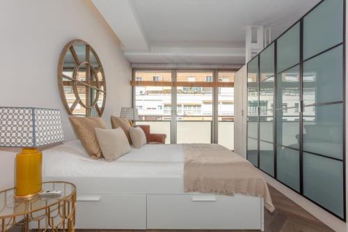 Bright Functional Studio Near Bernabéu - main image