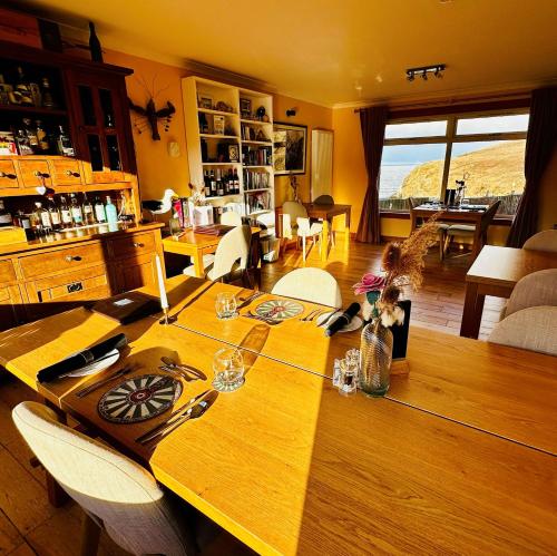 SEAcroft Licensed B&B and Restaurant in Timsgearraidh