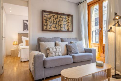 Cozy Apartment for Two in Alcalá Area - main image