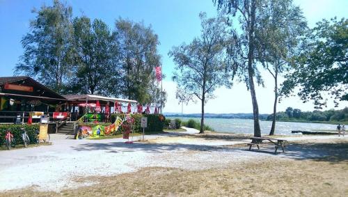 Hine Adon Avenches A2 Hotel Aparthotel with Tea room - Self Checkin in 阿旺什