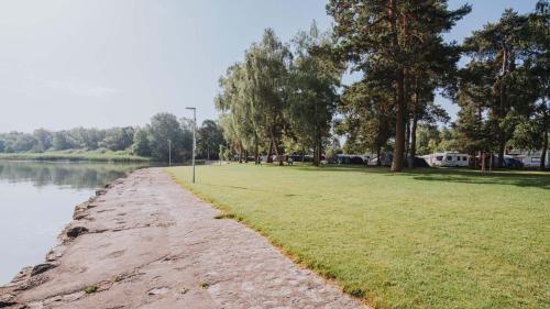 Hine Adon Avenches A2 Hotel Aparthotel with Tea room - Self Checkin in 阿旺什