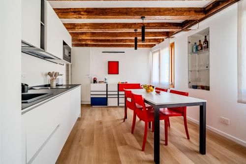 Suite Mondrian e Suite Monet 100m dalla Biennale
